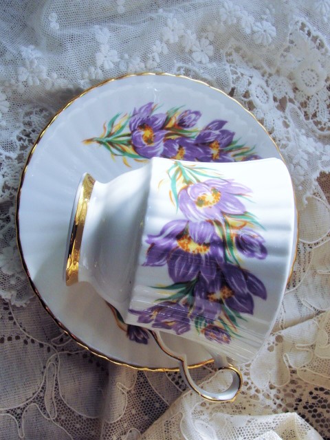 PRETTY Vintage English Tea Cup and Saucer PURPLE FLOWERS for Bridal Luncheons,Showers,Hostess Gift, Bridesmaid Gift, Wedding, Alice in Wonderland Tea