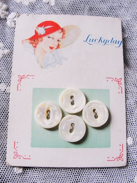 Antique Art Deco Mother of Pearl Buttons Lustrous Carved Pearl Buttons Decorative Card Frame or Use In Doll Costumes Vintage Clothing
