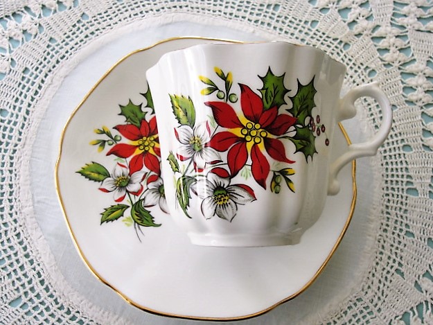 CHEERFUL Christmas Poinsetta Flowers Vintage Teacup and Saucer English Bone China Holiday Cup and Saucer Xmas TeaTime