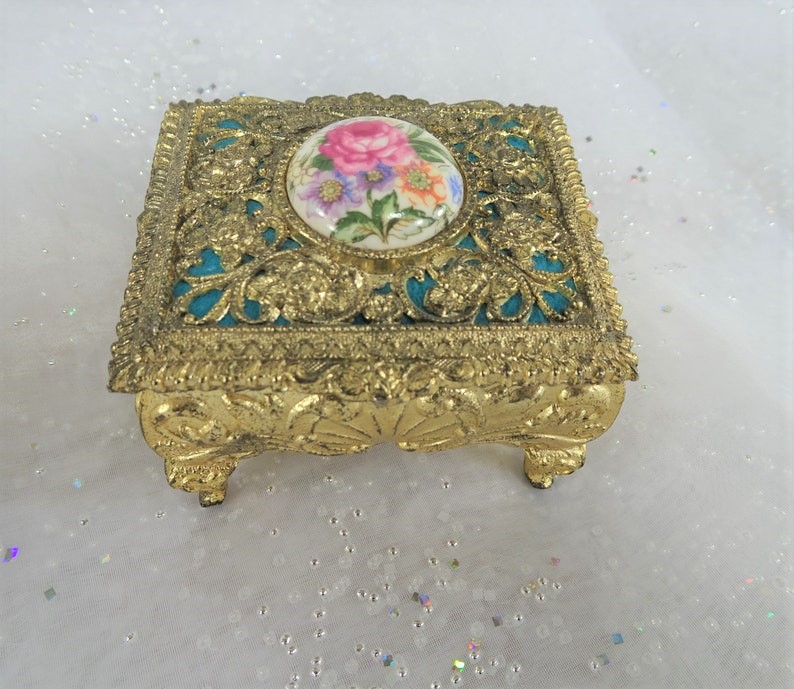 BEAUTIFUL Vintage Jewel Casket, Ormolu Filigree Jewelry Box, Footed Box,Porcelain Pink Rose Top,Vanity Box,Collectible Jewel Boxs