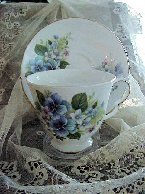 PRETTY PANSIES TEACUP and SAUCER ENGLISH BONE CHINA