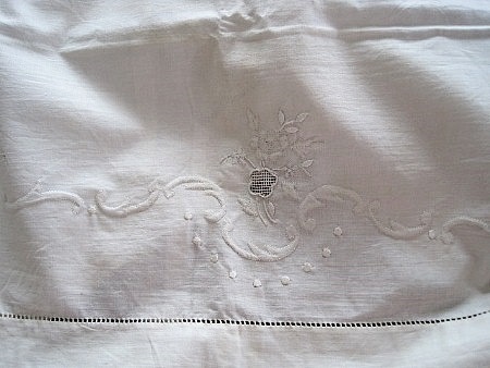 VINTAGE FANCY PILLOWCASE EMBROIDERY WORK, NEEDLE LACE