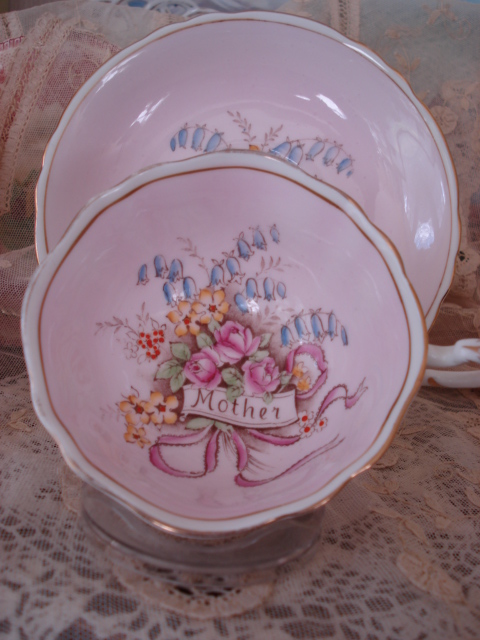MOTHERS DAY TEACUP  ANTIQUE PARAGON CUP & SAUCER